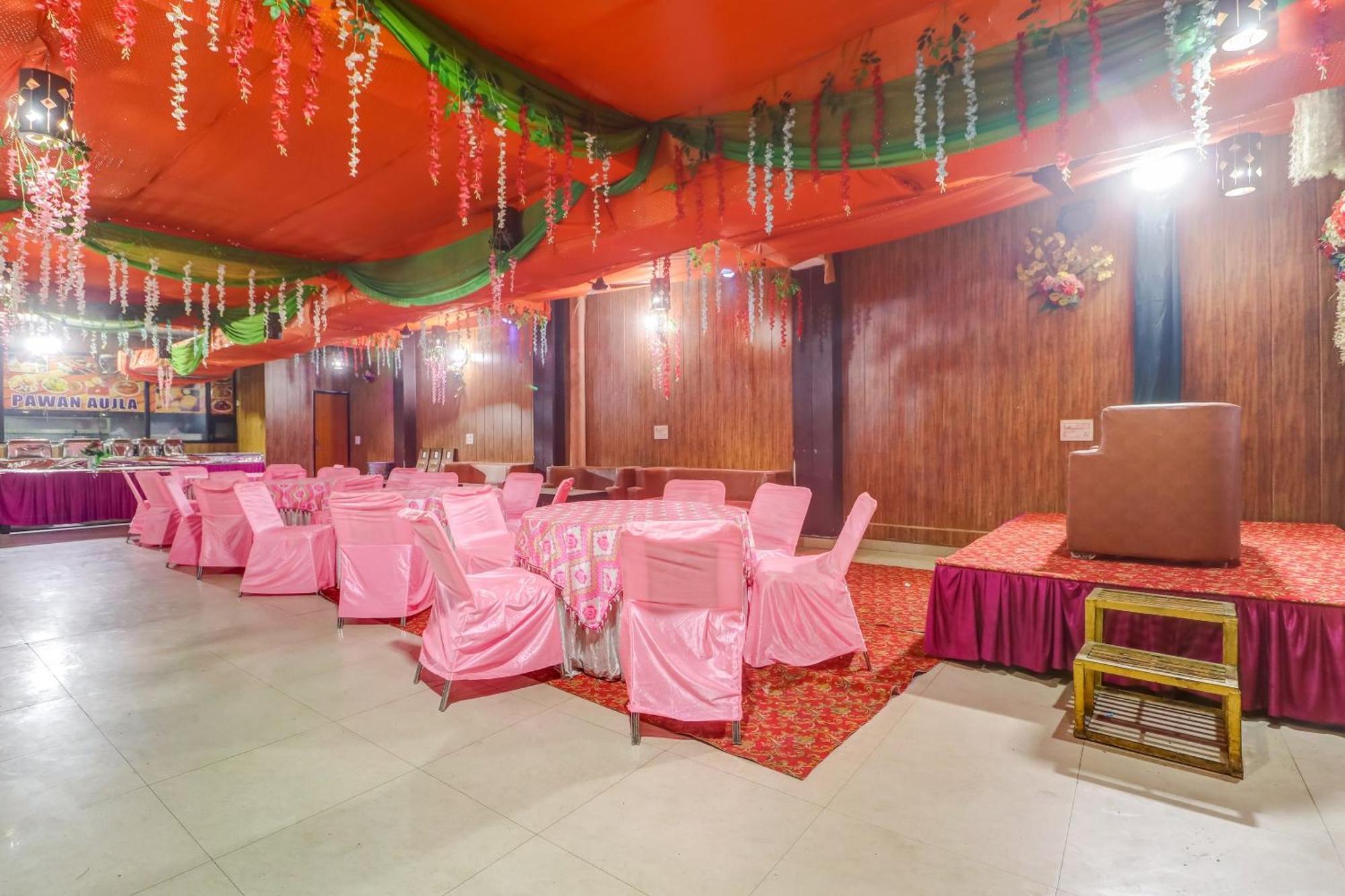 卢迪亚纳 Townhouse酒店 外观 照片