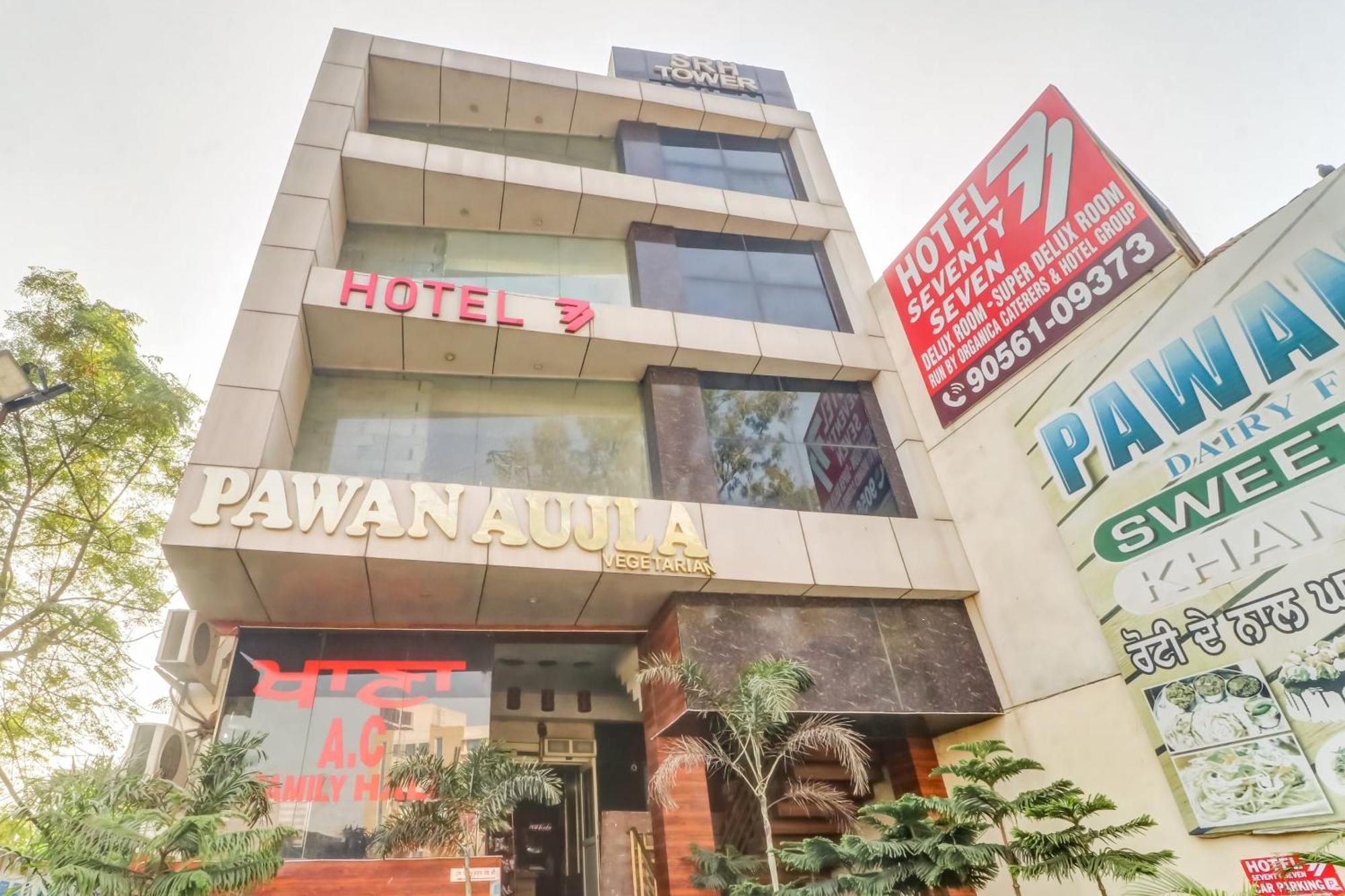 卢迪亚纳 Townhouse酒店 外观 照片